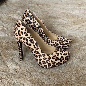 Kelsi dagger leopard heels